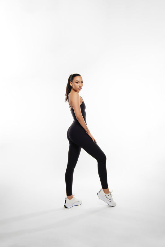 BASIC BLACK PÁNTOS OVERÁL